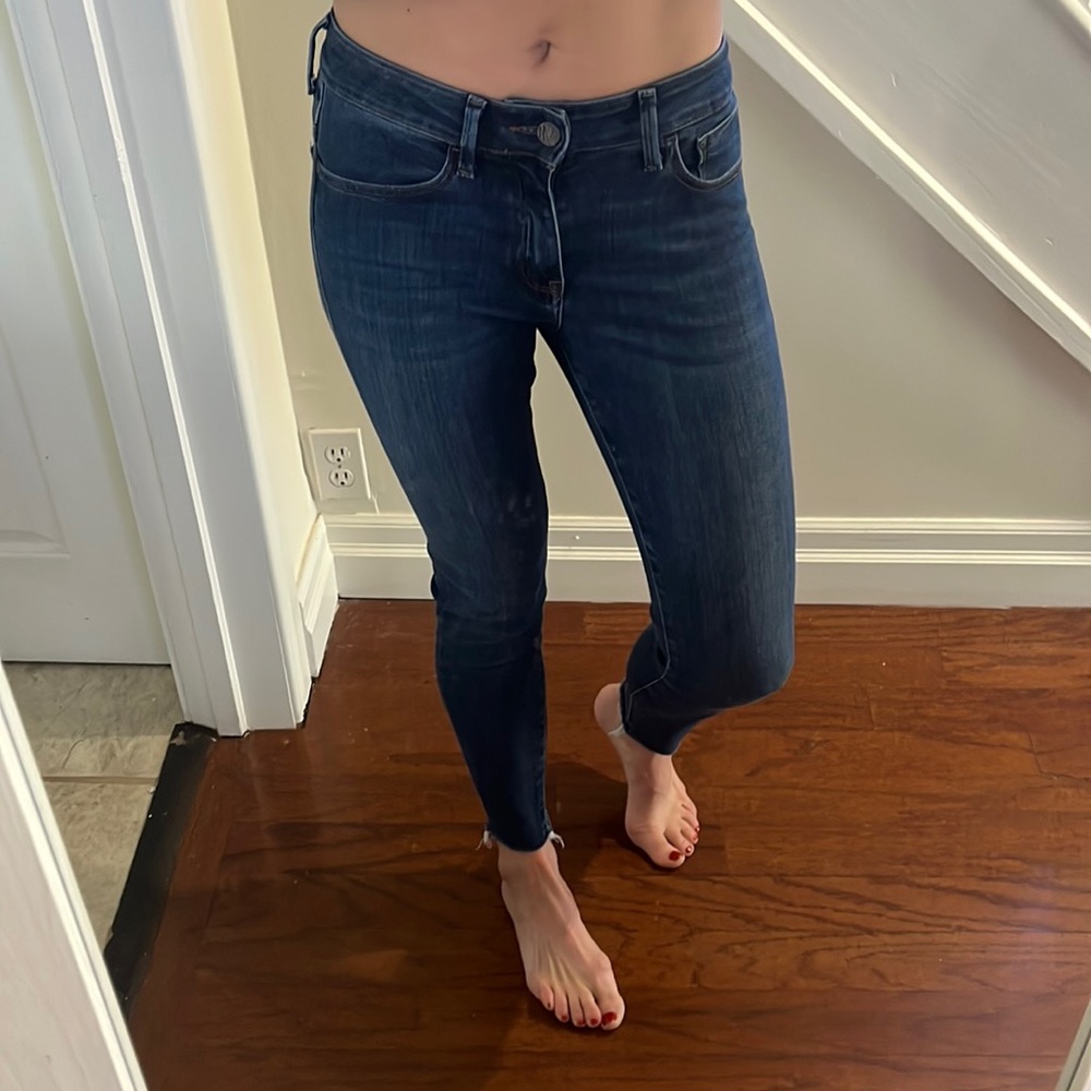 Mavis size 27 ankle length jeans.